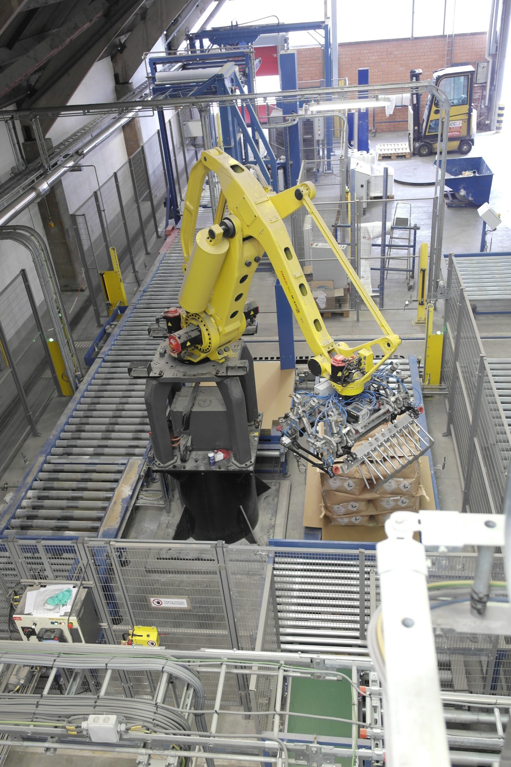 ATS Material Handing robots